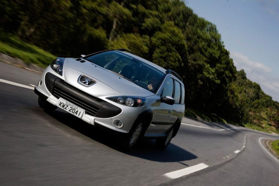 Peugeot 207 Escapade 2009 года  (фото 27 из 47)